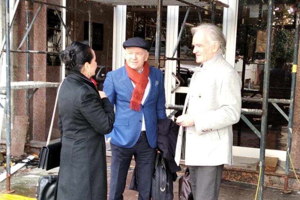 Medenica nakon suđenja sa advokatima Begovićem i Tomanovićem, Foto: Komnen Radević