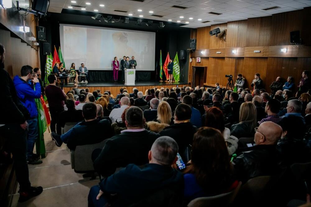 Sa jedne od konvencija GP URA, Foto: URA