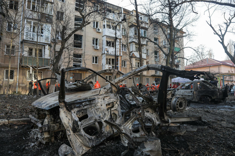A pity after one of the previous attacks by Russian drones, Photo: REUTERS