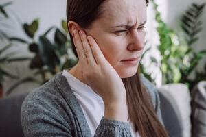 Zujanje u ušima: Tinitus je čest, može biti bezazlen, ali i opasan