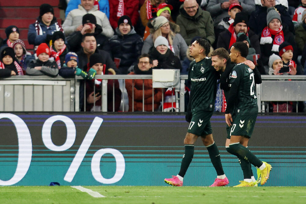 Bajern je desnom beku otvorio prostor za udarac ljevicom, Vajzer pokazao kakav top ima u njoj, Foto: REUTERS