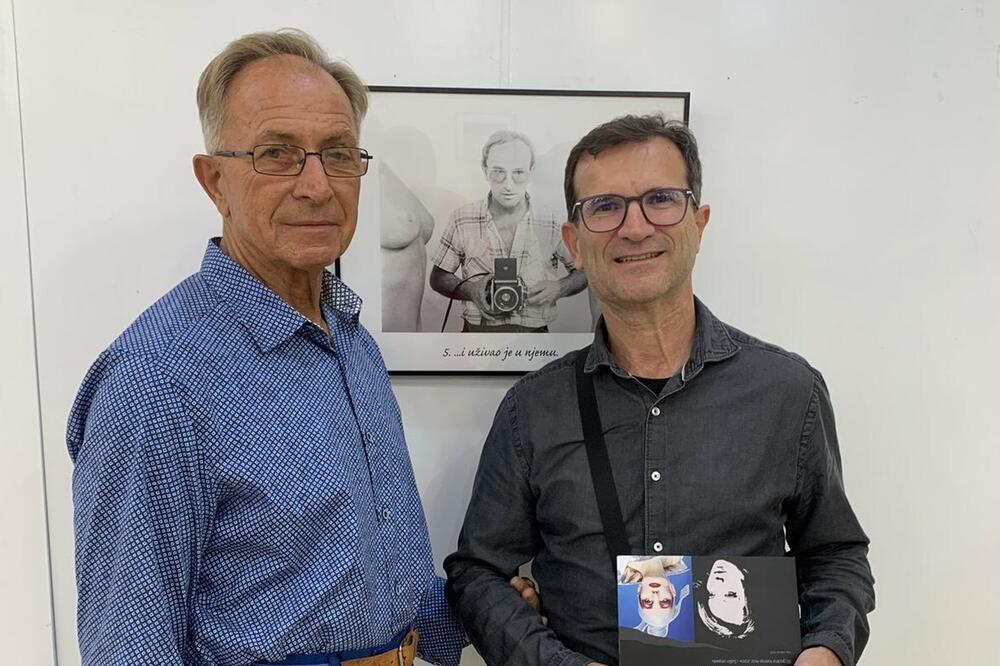 Ilija Vukotić i Saša Ćetković na izložbi u Baru, Foto: Privatna arhiva