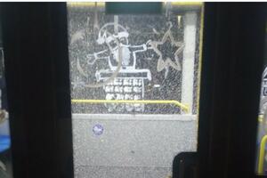 Podgorica: Kamenovan gradski autobus