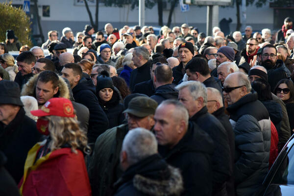 Ko posrne mudrovat' mu brane...