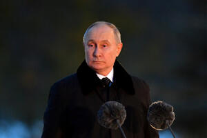 Putin rekao da će "učiniti sve" da trajno "iskorijeni nacizam"