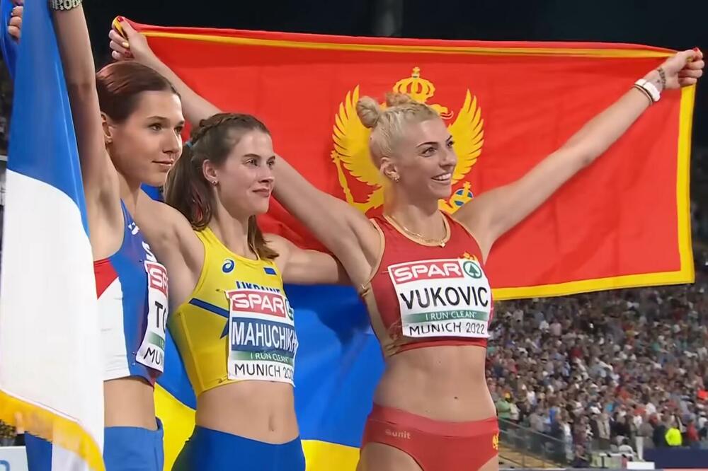 Marija Vuković nakon osvajanja srebrne medalje na EP u Minhenu, Foto: Printscreen YouTube/ European Athletics