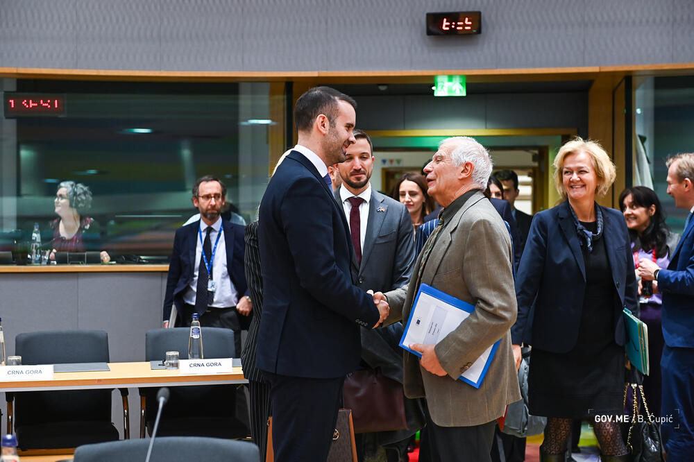 <p>Iz kabineta predsjednika Vlade Milojka Spajića su rekli da su tokom konferencije "posebno istaknuta imenovanja u pravosuđu, koja su nakon više godina omogućila nastavak ispunjavanja mjerila u poglavljima 23 i 24"</p>