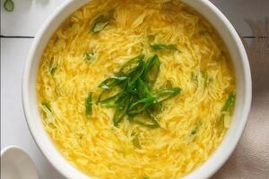 Spremna za 15 minuta i jeftina: Kineska supa od jaja