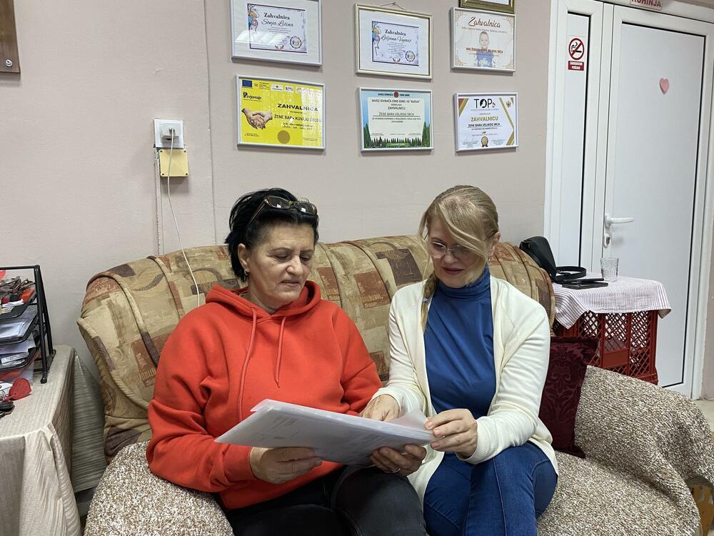 <p>Iako se nisu poznavale prije osnivanja kuhinje, prije pet godina ih je spojio humanitarni rad, sada podijele oko 250 obroka dnevno, a uskoro će jednoj porodici uručiti ključeve novog doma...</p>