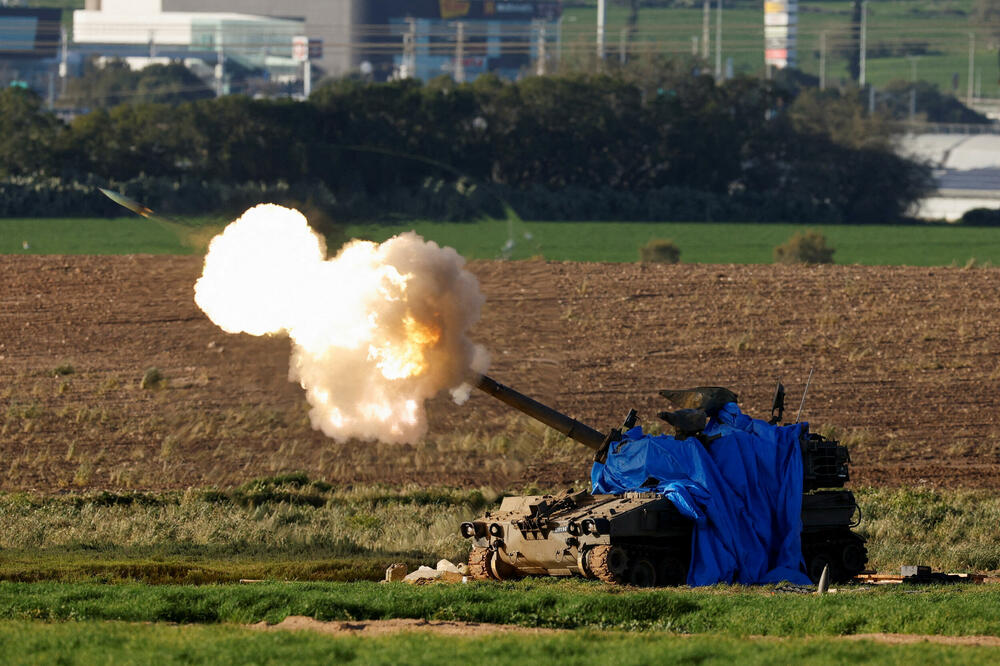 Izraelske snage otvaraju vatru na Gazu, Foto: Rojters