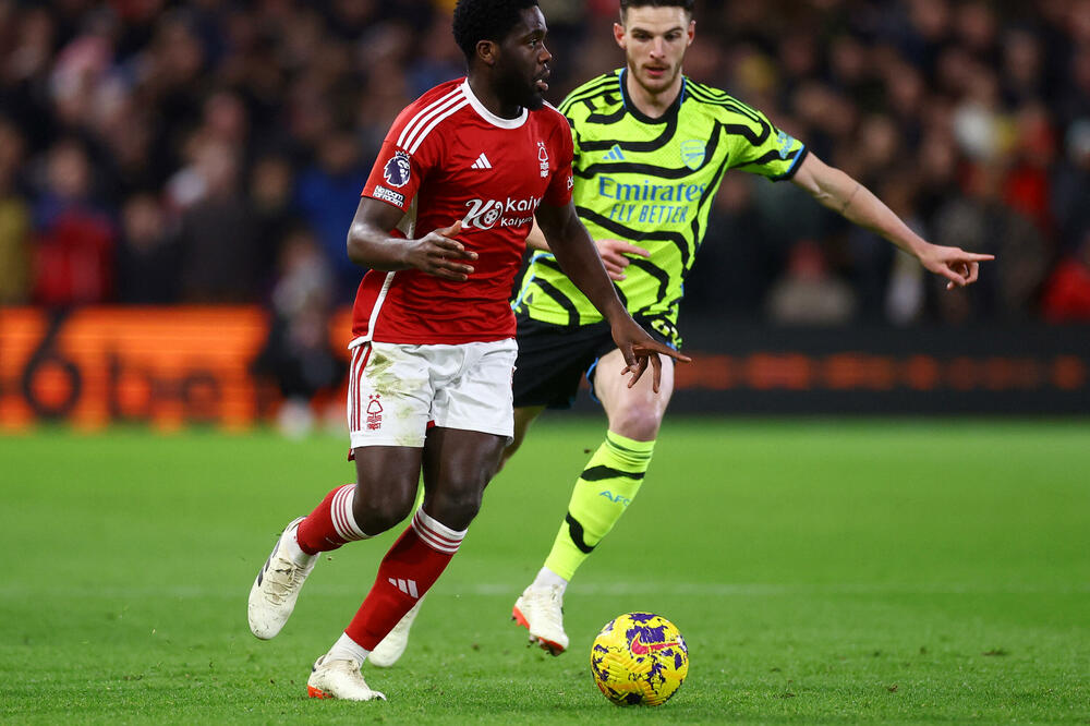 Orel Mangala iz Notingem Foresta je stigao u Lion na pozajmici vrijednoj 11,7 miliona eura, Foto: REUTERS