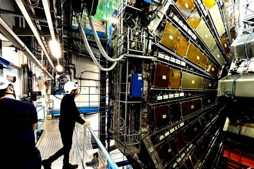 Detektor Atlas je dimenzija sličnih tankeru, a koristi se za merenje najmanjih objekata u kosmosu, Foto: Kate Stephens/BBC News