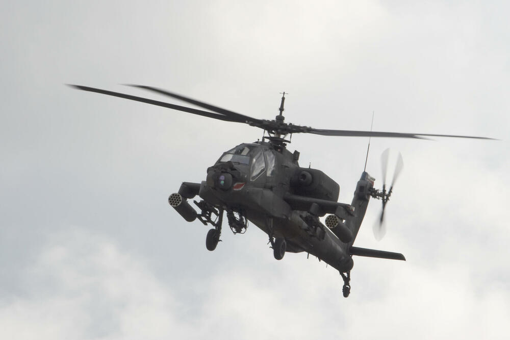Borbeni helikopter Apač, Foto: Shutterstock