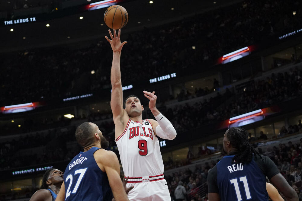 Odličan protiv centara Minesote: Vučević, Foto: Reuters