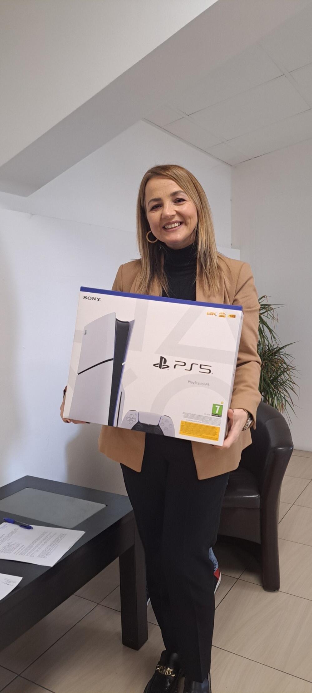 <p>Izvučeni su dobitnici nagradne igre - “Igraj i osvoji - HDL vas nagrađuje”</p>