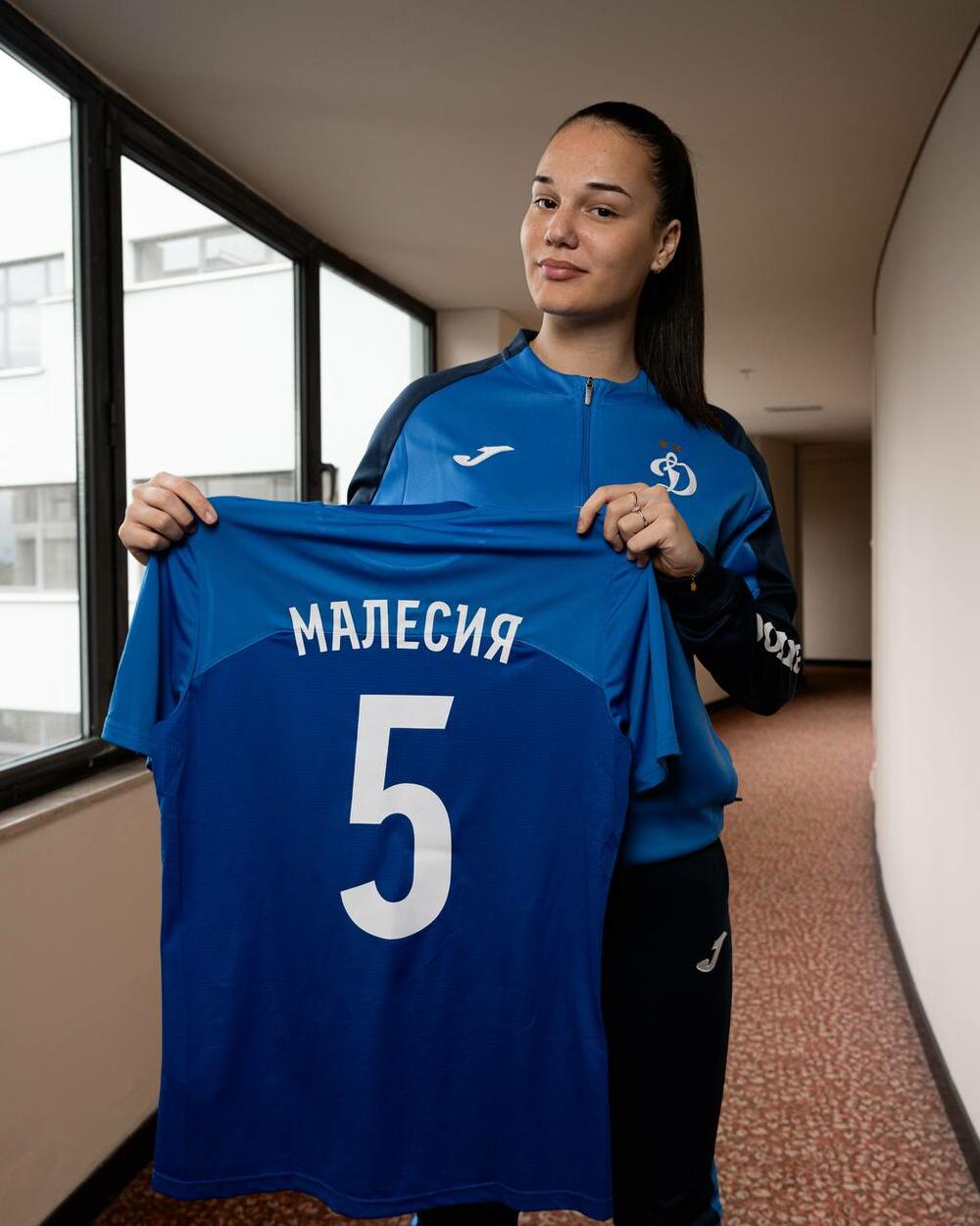 <p>Kapitenka U19 reprezentacije Crne Gore stavila paraf na trogodišnji ugovor sa velikim ruskim klubom, u najvećem transferu iz Crnogorske lige</p>