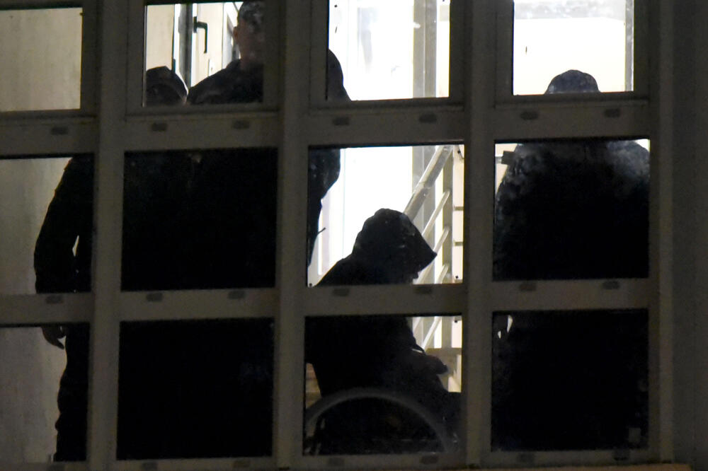Camgoz nakon saslušanja u podgoričkom Osnovnom sudu, Foto: Luka Zekovic