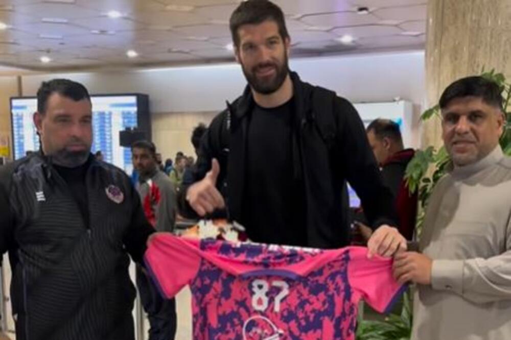 Borozan će i u novom klubu nositi broj 87, Foto: Al Hada Club (Instagram)