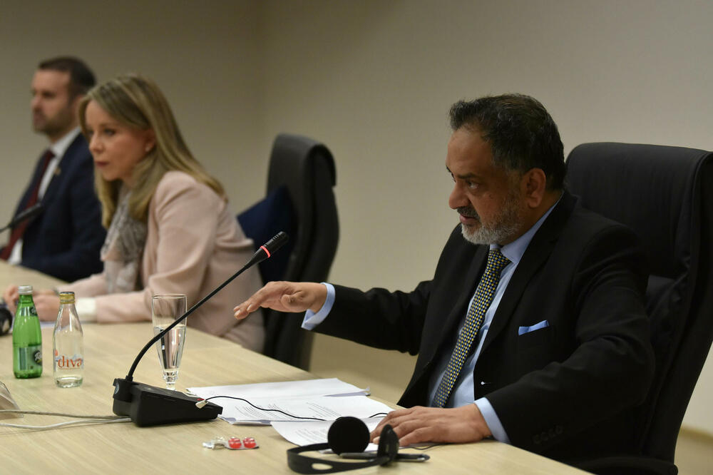 Gubitak prihoda zbog programa “Evropa sad 1” nije nadoknađen: Sa jučerašnjeg presa, Foto: BORIS PEJOVIC