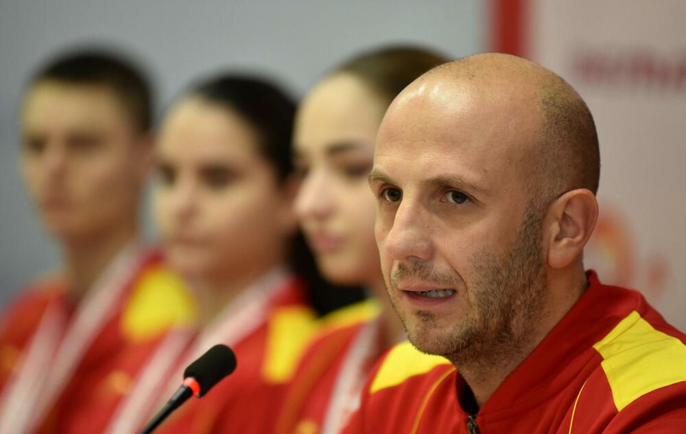 <p>Radunović je pohvalio rad selektora Dejana Ivanovića i Slađana Mikulića, kao i podršku i doprinos ostalih članova selektorskog tima u Tbilisiju</p>