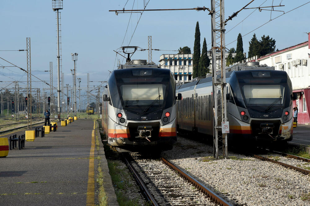 Vozovi kupljeni prije 10 godina (Ilustracija), Foto: Luka Zekovic