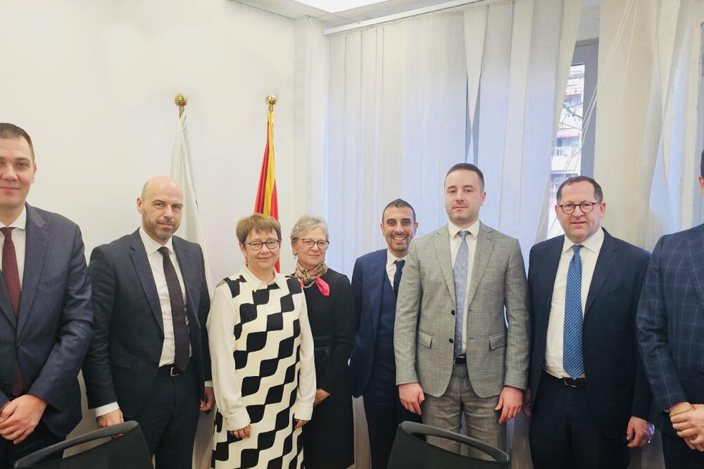 Učesnici sastanka, Foto: EPCG