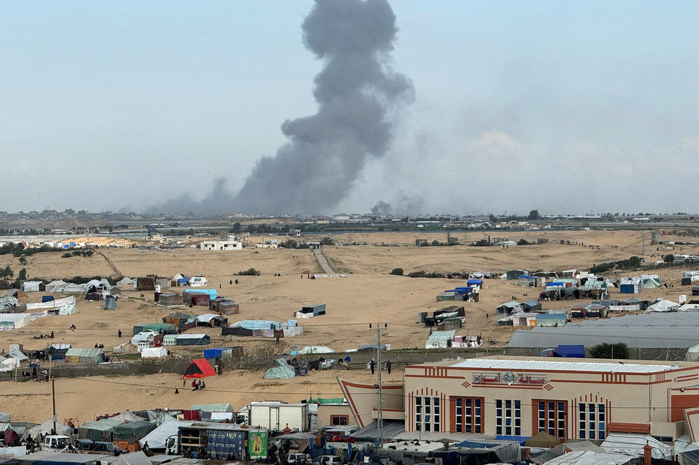 Dim usljed izraelske operacije u Kan Junisu, Foto: Reuters