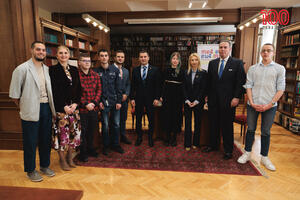 Podgorički gimnazijalci u ulozi ministara i glavnog pregovarača sa...