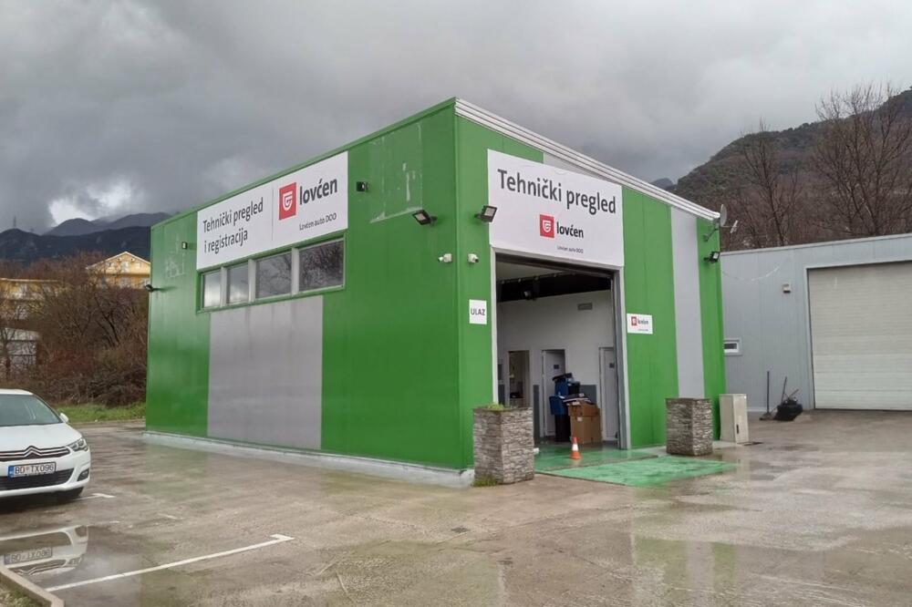 Jedna od stanica za tehnički pregled u Budvi, Foto: Vuk Lajović