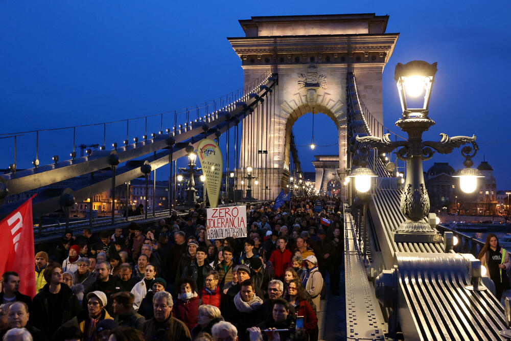 Protest u Budimpešti zbog spornog pomilovanja