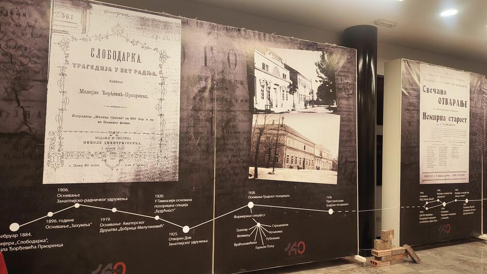 <p>Kada se kaže &bdquo;gospodin Nikšić&ldquo;, prema riječima predsjednika Skupštine, misli se na snažni kulturni i umjetnički prizvuk koji se u &bdquo;ovom gradu i danas osjeća na svakom koraku, na tu specifičnu kulturnu energiju koju je Nikšić sačuvao i u najtežim vremenima&ldquo;</p>