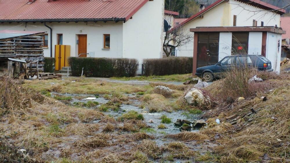 Fekalije često 'ulazile' u kuće