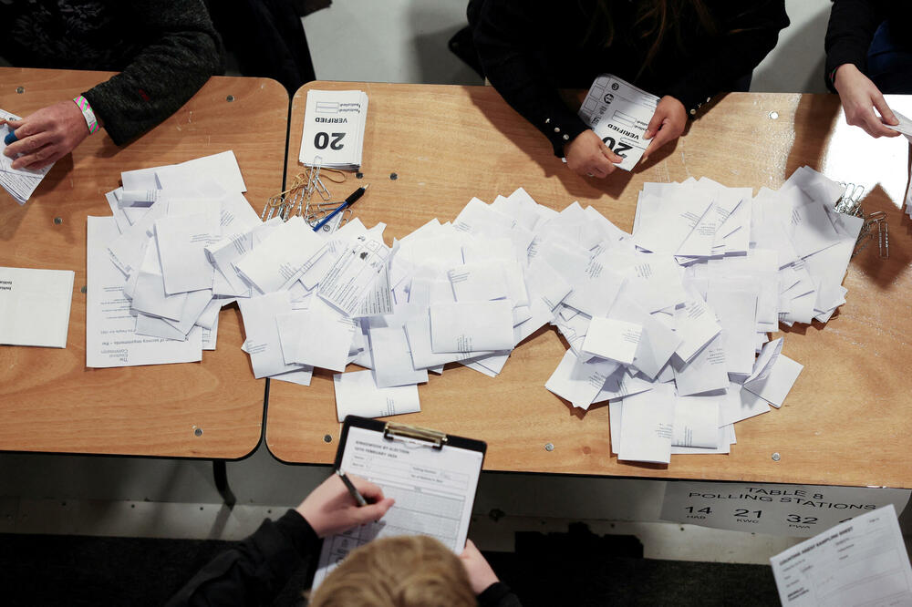 Sa jednog glasačkog mjesta, Foto: Reuters
