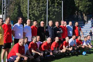 Na humanitarnoj utakmici Vlada - Skupština prikupljeno 8.412 eura