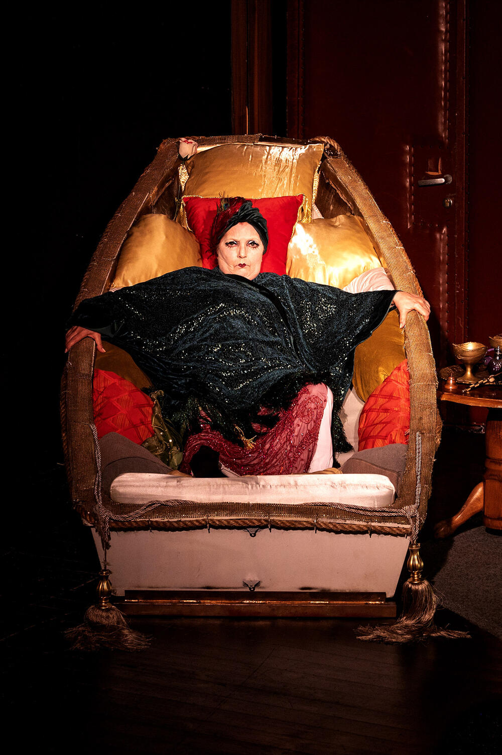 Scena iz predstave “Uspomene Sare Bernar”