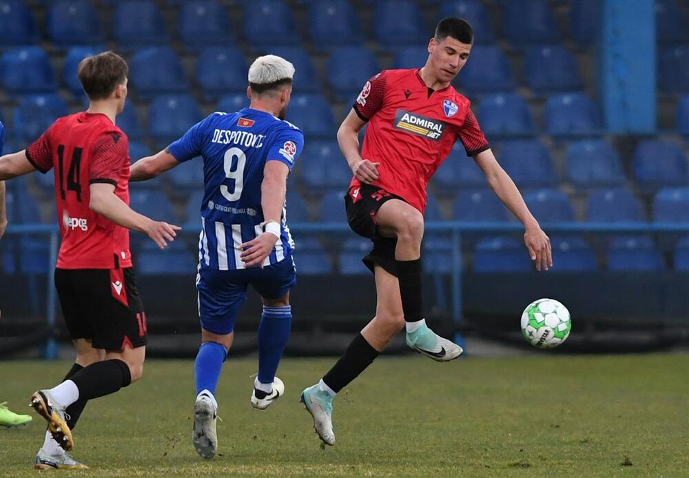 FK Budućnost, FK Dečić