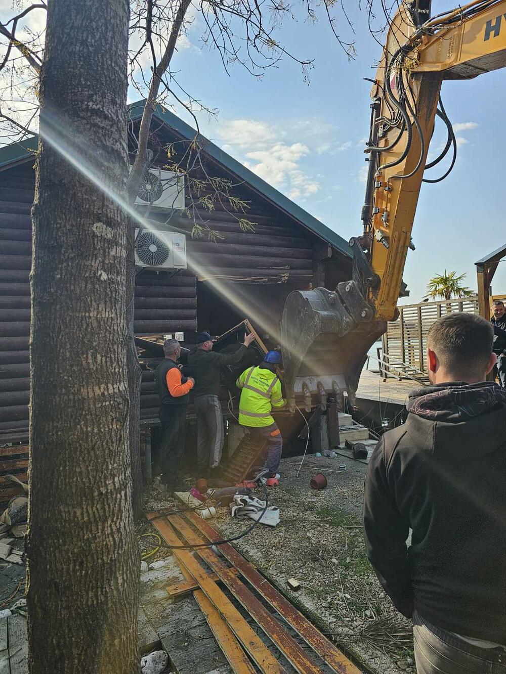 Kućice, ada bojana, rušenje na adi, Ada Bojana