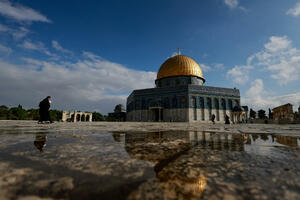 Izrael će zabraniti nekim muslimanima pristup džamiji Al-Aksi...