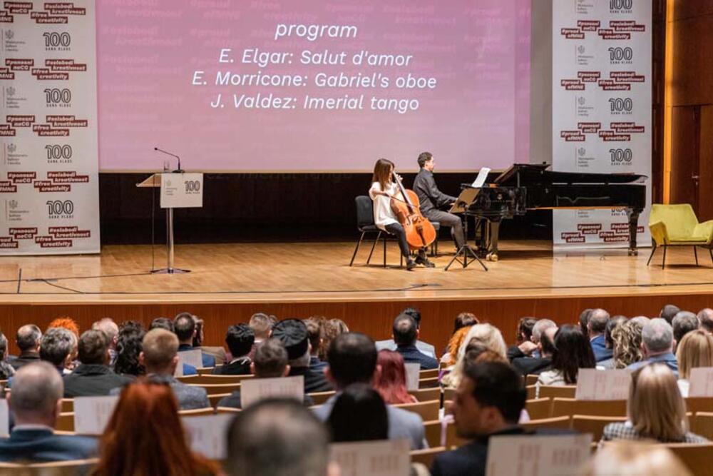 <p>Ministarka kulture i medija, Tamara Vujović, istakla je da kultura mora biti prepoznata kao generator razvoja i promocije, što doprinosi ukupnom društveno-ekonomskom razvoju</p>