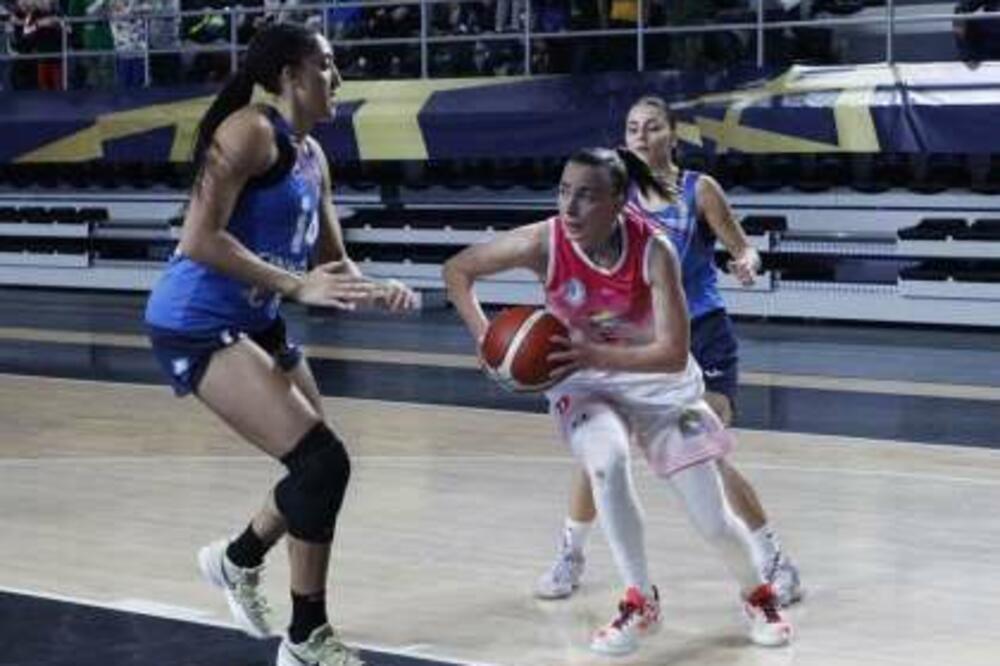 Prethodni derbi "vučice" su riješile već do poluvremena, Foto: Waba-league.com