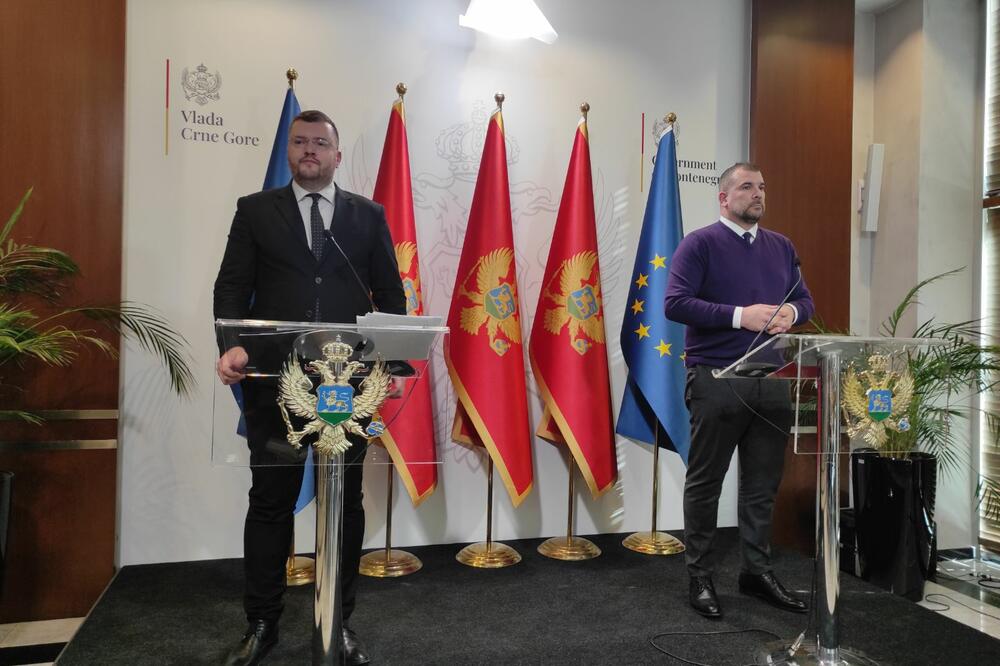 Sa pres konferencije, Foto: Mirko Kotlaš