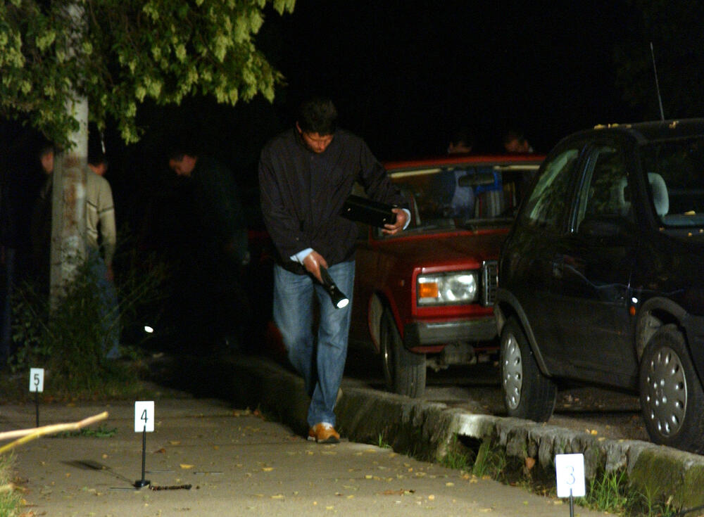 Uviđaj nakon zločina u centru Podgorice 2006. godine