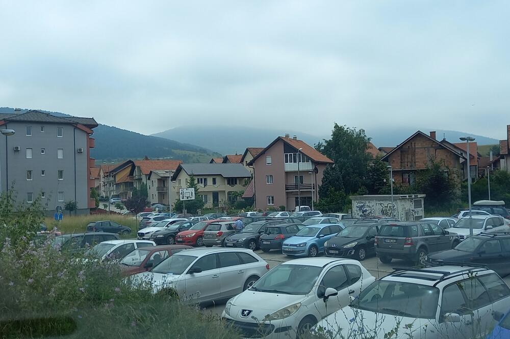 Parking lot in Prijepoljska Street, behind the Post Office, Photo: Goran Malidžan