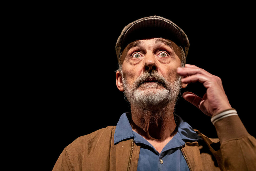 Andrejević u predstavi “Sitnice koje život znače”, Foto: Narodno pozorište Beograd