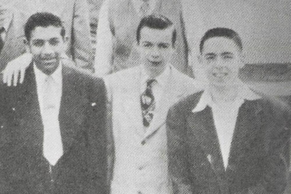 Pinčon sa kolegama sa koledža, Foto: Biblioklept