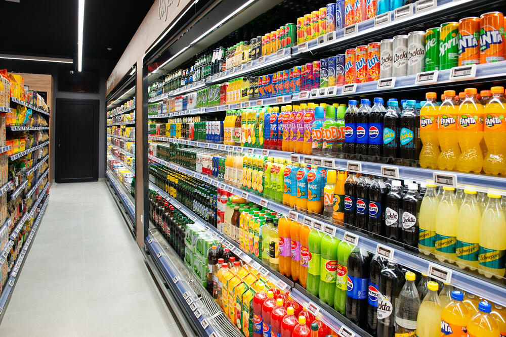 <p>Danas je otvoren u potpunosti renoviran Voli market u Meljinama.</p>