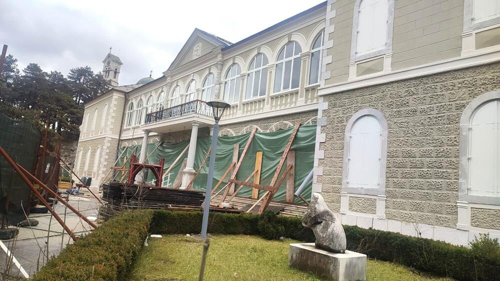 <p>Radovi na rekonstrukciji Dvorca kralja Nikole u Nikšiću biće završeni do kraja sedmice</p>