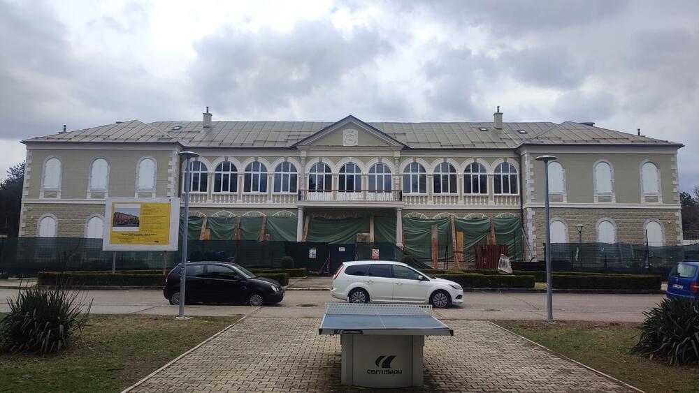 <p>Radovi na rekonstrukciji Dvorca kralja Nikole u Nikšiću biće završeni do kraja sedmice</p>