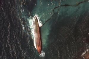 Ocean Pollution: Oil Spill Spreads Along Caribbean Shores