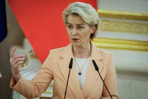 Ursula von der Leyen in Athens: Europe's priority - security and...